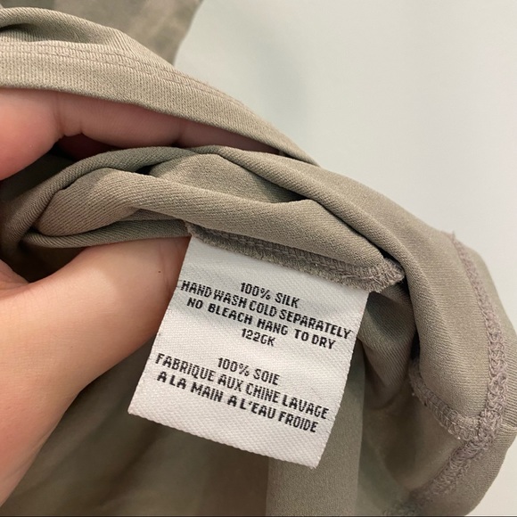 100% Silk Tanktop - Picture 3 of 5